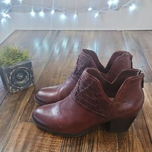 Earth Rich Brown Ankle Booties